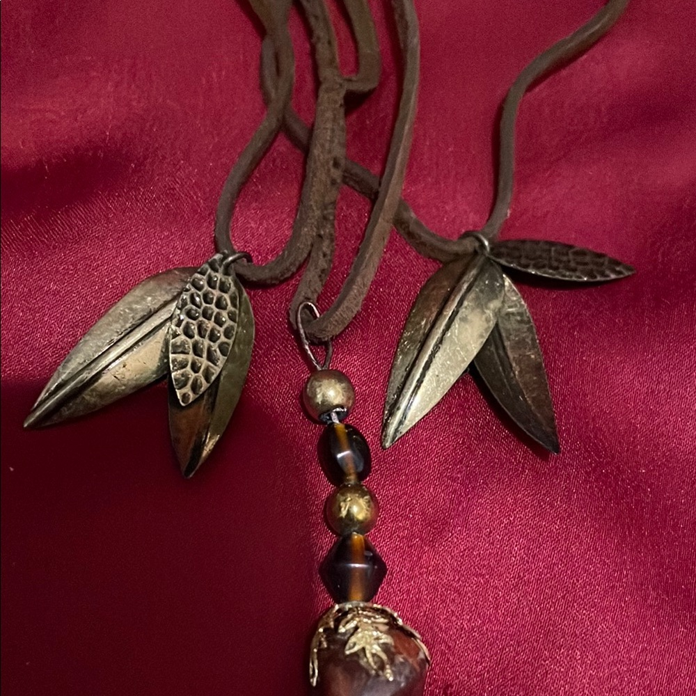 Brown Bohemian Necklace with Pendant - Picture 3 of 4